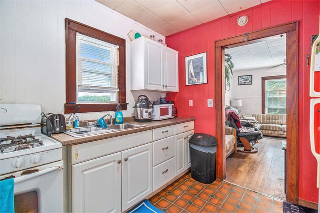 5164 Monroe Road, Pentwater, MI 49449