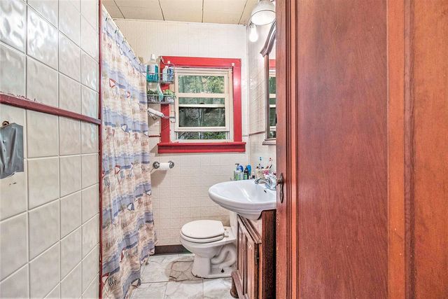 5164 Monroe Road, Pentwater, MI 49449