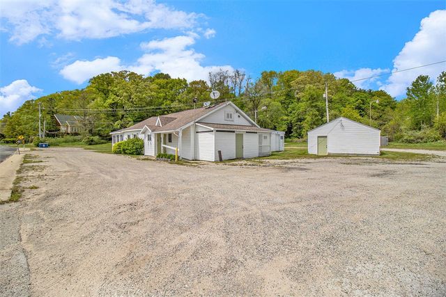 5164 Monroe Road, Pentwater, MI 49449