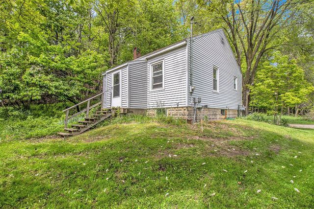 5164 Monroe Road, Pentwater, MI 49449