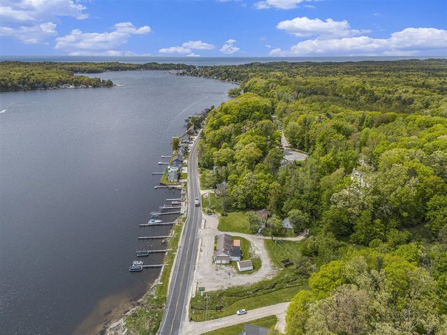 5164 Monroe Road, Pentwater, MI 49449