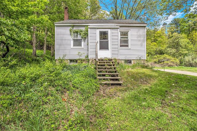 5164 Monroe Road, Pentwater, MI 49449