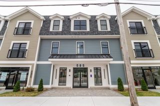 585 Washington Street 206, Quincy, MA 02169