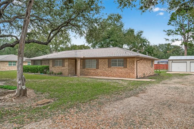 9525 Gene Street, Needville, TX 77461