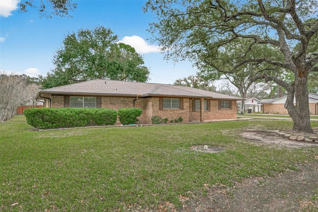 9525 Gene Street, Needville, TX 77461