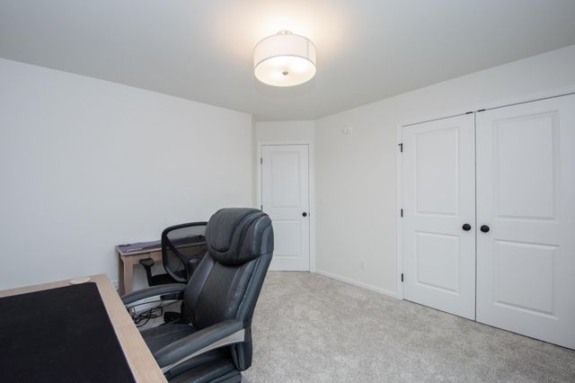 4871 Hampton Circle S, Moorhead, MN 56560