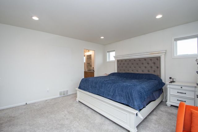 4871 Hampton Circle S, Moorhead, MN 56560
