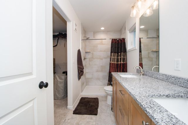 4871 Hampton Circle S, Moorhead, MN 56560