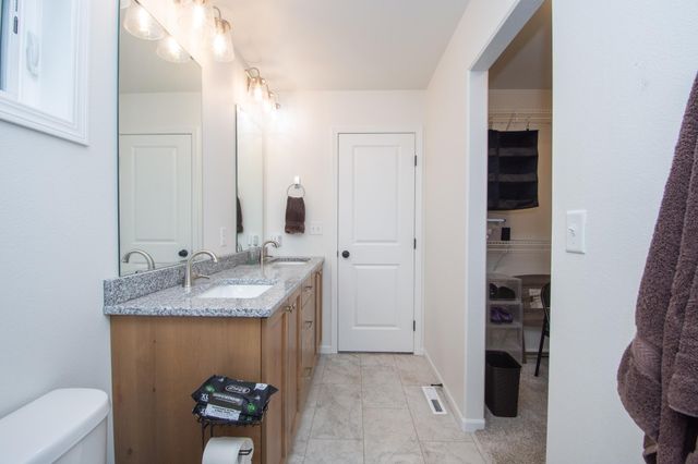 4871 Hampton Circle S, Moorhead, MN 56560