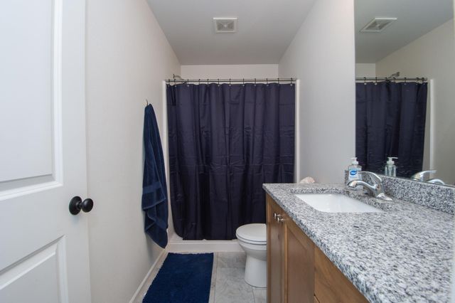 4871 Hampton Circle S, Moorhead, MN 56560
