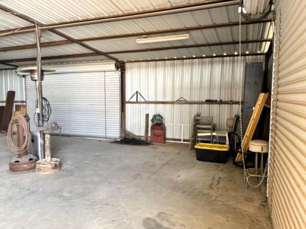 Image 23 of property listing at 7719 County Road 6002, Millersview, TX 76862