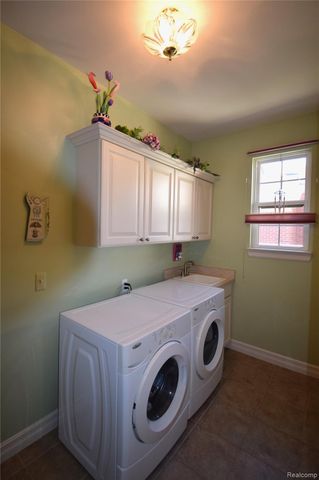 49257 Brodie Court, Macomb Township, MI 48042