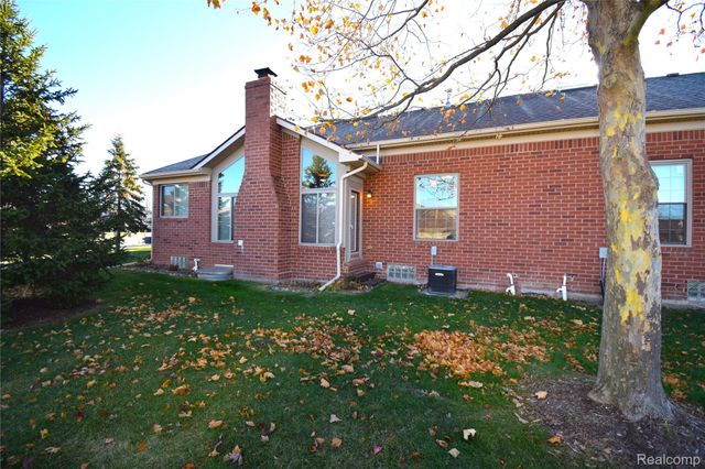 49257 Brodie Court, Macomb Township, MI 48042