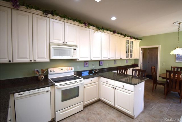 49257 Brodie Court, Macomb Township, MI 48042