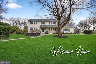 2 SPRINGWOOD DR, Princeton Junction, NJ 08550