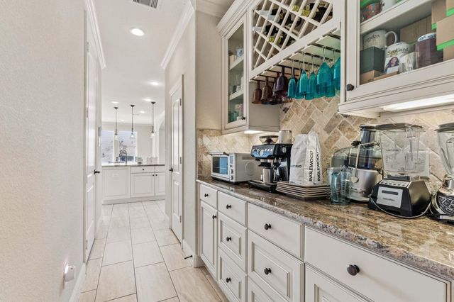 2146 Graystone Hills Drive, Conroe, TX 77304