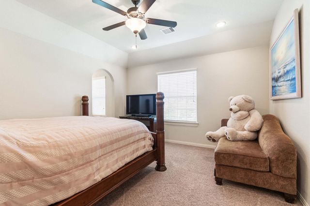 2146 Graystone Hills Drive, Conroe, TX 77304