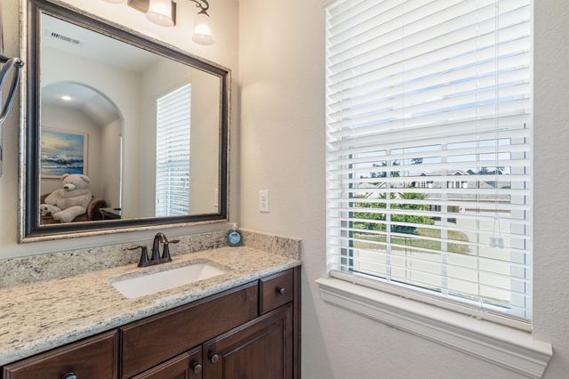 2146 Graystone Hills Drive, Conroe, TX 77304