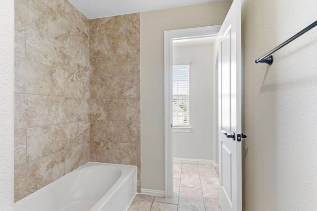 2146 Graystone Hills Drive, Conroe, TX 77304