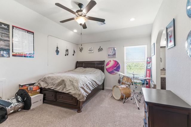 2146 Graystone Hills Drive, Conroe, TX 77304