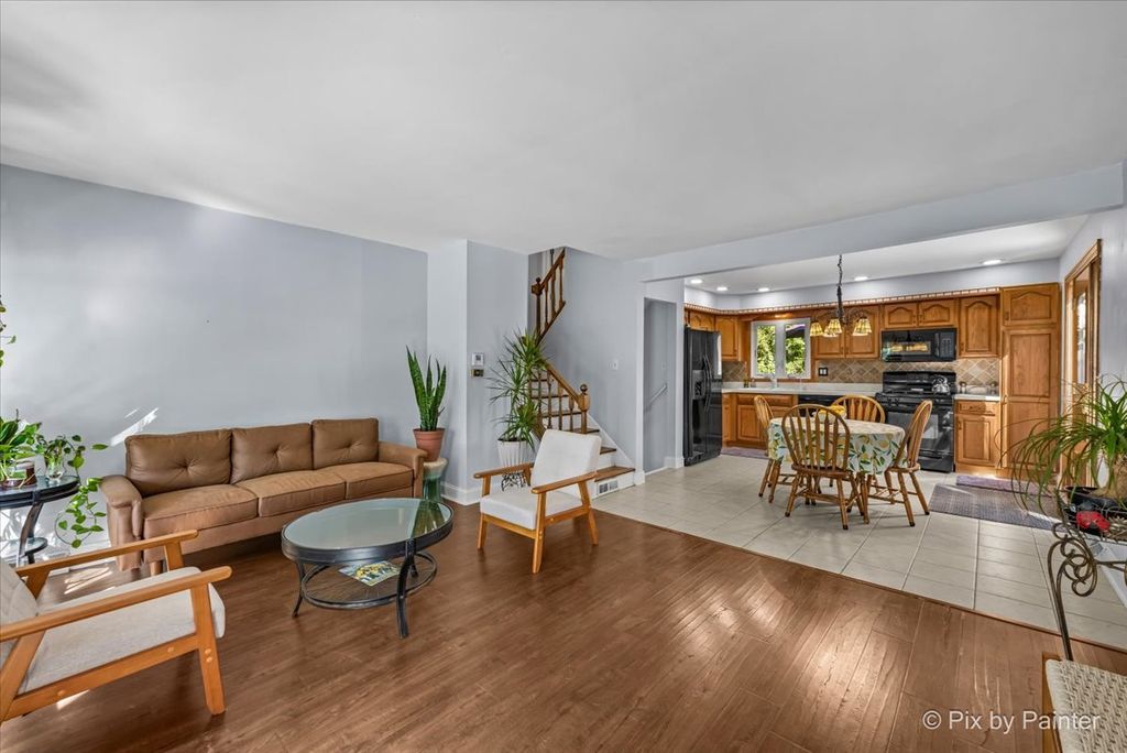 165 Forest Glen Road, Wood Dale, IL 60191 — photo 4