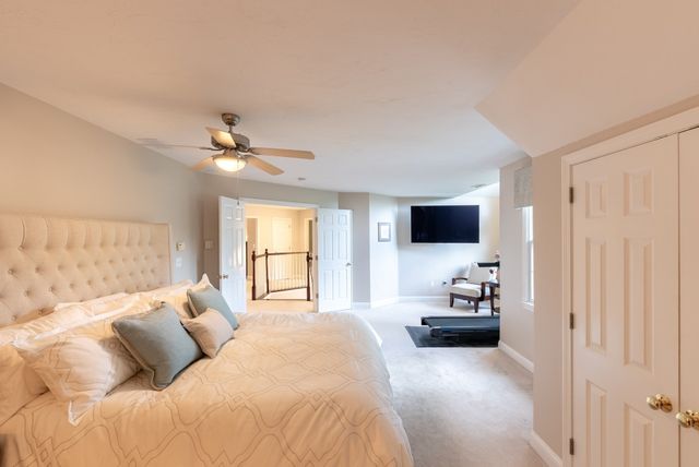 16 Ridgeview Lane, Mansfield, MA 02048