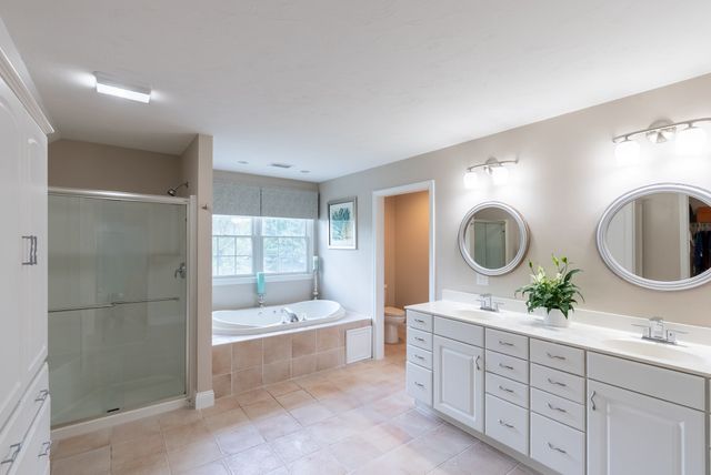 16 Ridgeview Lane, Mansfield, MA 02048