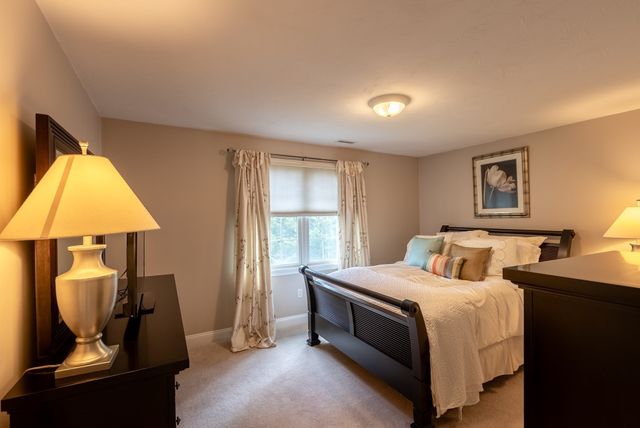 16 Ridgeview Lane, Mansfield, MA 02048