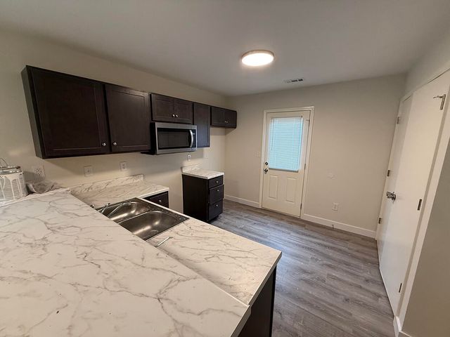 1709 HANOVER BLVD, Columbia, MO 65202