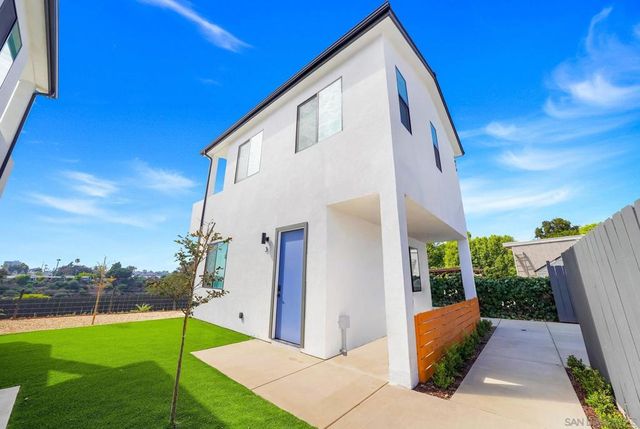 2868 70 Preece St, San Diego, CA 92111