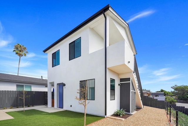 2868 70 Preece St, San Diego, CA 92111