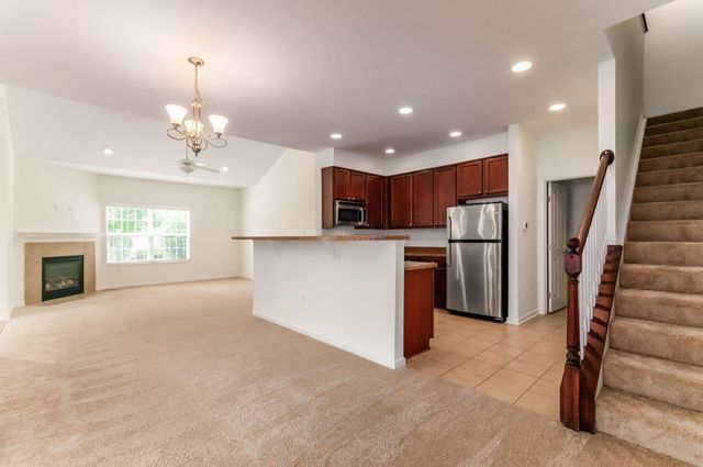322 Cover Place, Columbus, OH 43235