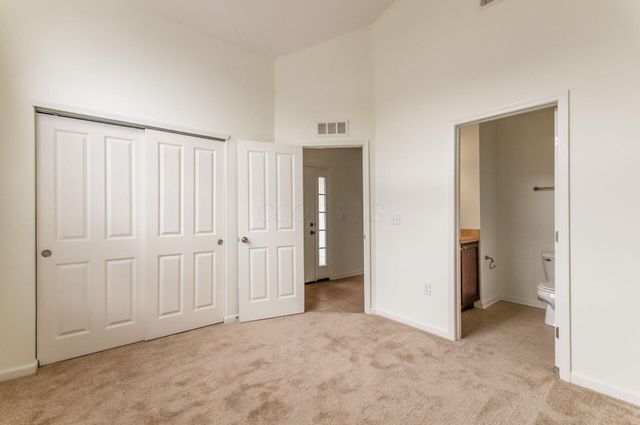 322 Cover Place, Columbus, OH 43235