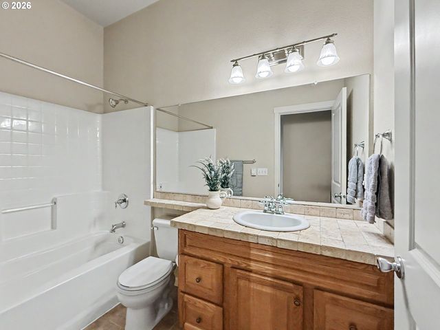 6298 Sw GRAND OAKS Dr I302, Corvallis, OR 97333