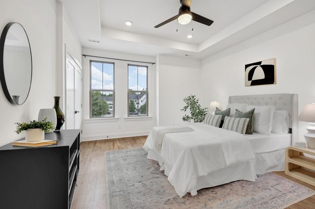 100 Thompson Ln Unit 9, Nashville, TN 37211