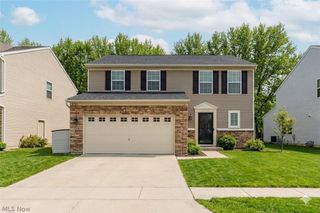 8743 Ashton Place, North Ridgeville, OH 44039
