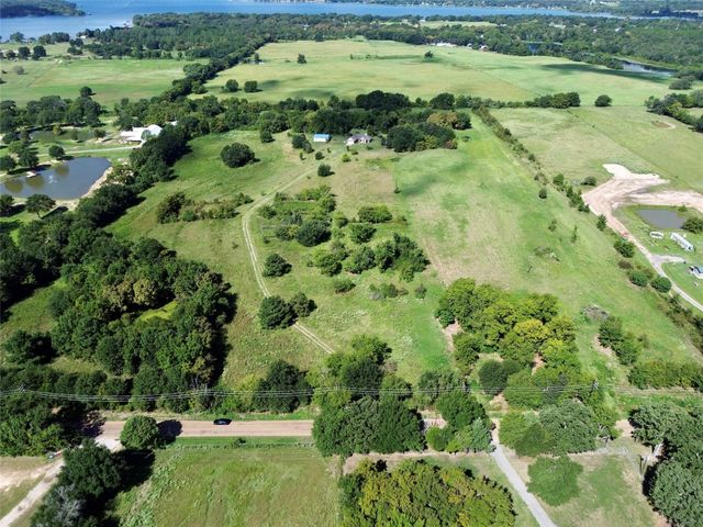 525 Peach Tree Road, Mabank, TX 75156