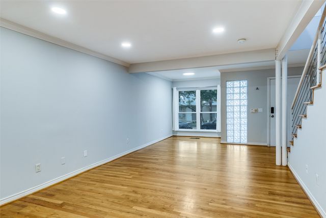 4122 Travis Street 13, Dallas, TX 75204