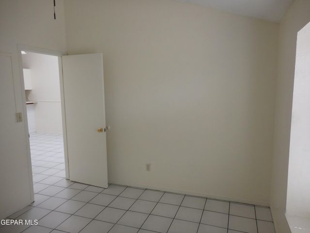 11392 Lake Erie Drive, El Paso, TX 79936