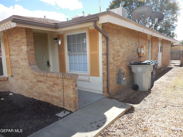 11392 Lake Erie Drive, El Paso, TX 79936
