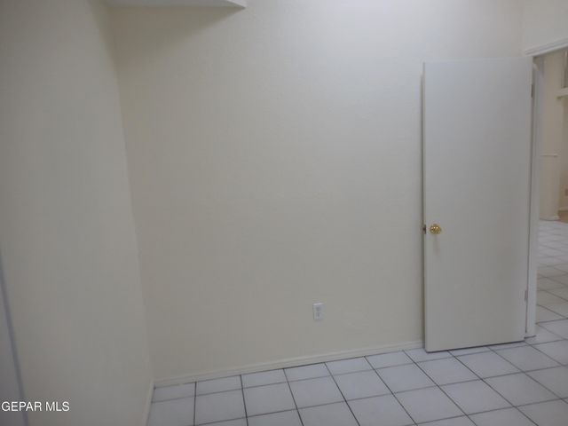 11392 Lake Erie Drive, El Paso, TX 79936