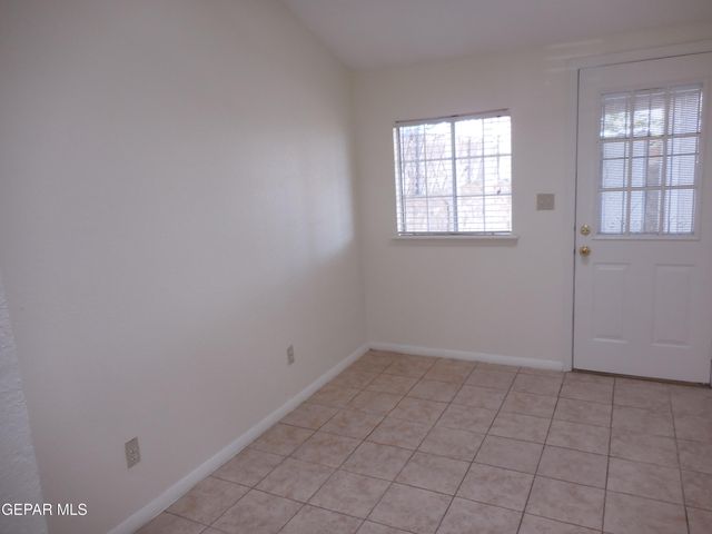 11392 Lake Erie Drive, El Paso, TX 79936