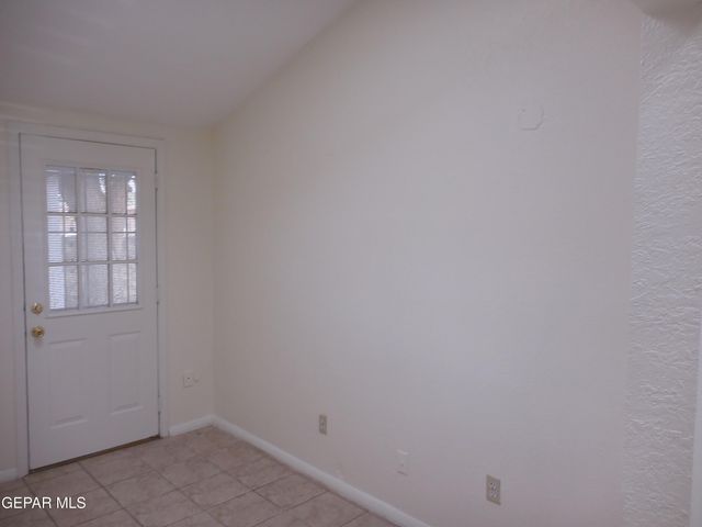 11392 Lake Erie Drive, El Paso, TX 79936