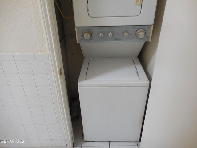 11392 Lake Erie Drive, El Paso, TX 79936