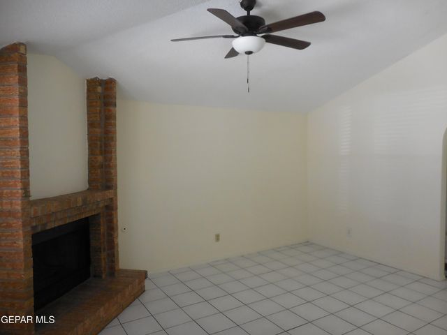 11392 Lake Erie Drive, El Paso, TX 79936