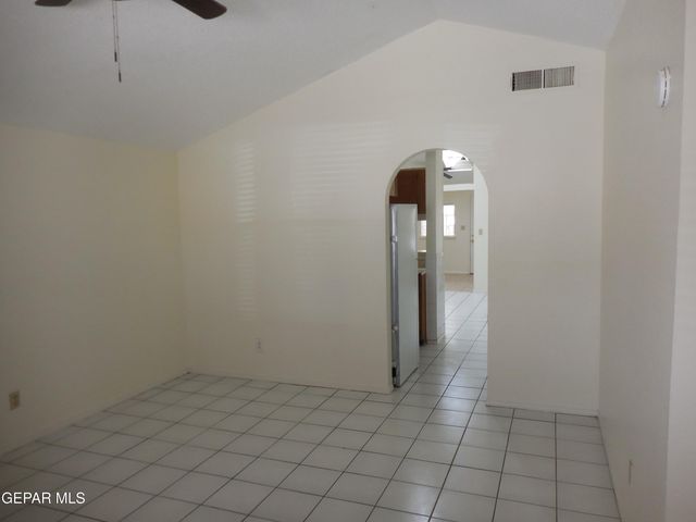 11392 Lake Erie Drive, El Paso, TX 79936