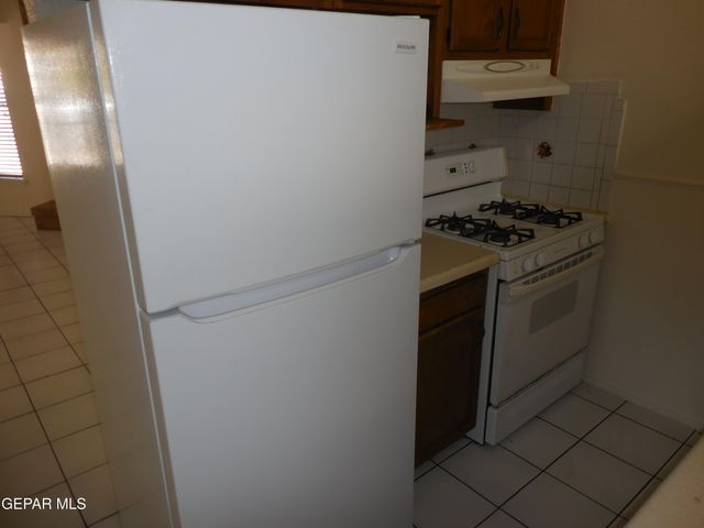 11392 Lake Erie Drive, El Paso, TX 79936