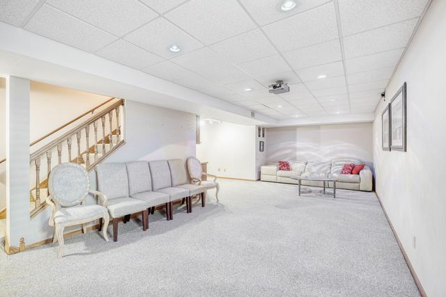 4120 Minnesota Lane N, Plymouth, MN 55446