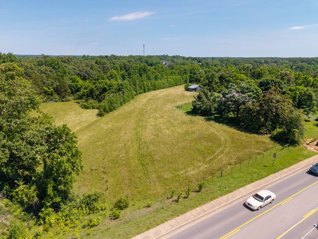 2161 Fairview Blvd, Fairview, TN 37062