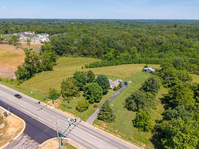 2161 Fairview Blvd, Fairview, TN 37062